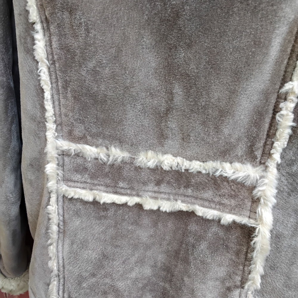 Wilsons Leather Suede and Shearling Jacket - Picture 3 of 10